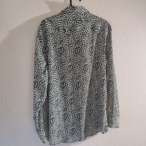 Zara shirt B&W pattern - Medium - Picture 3 of 3